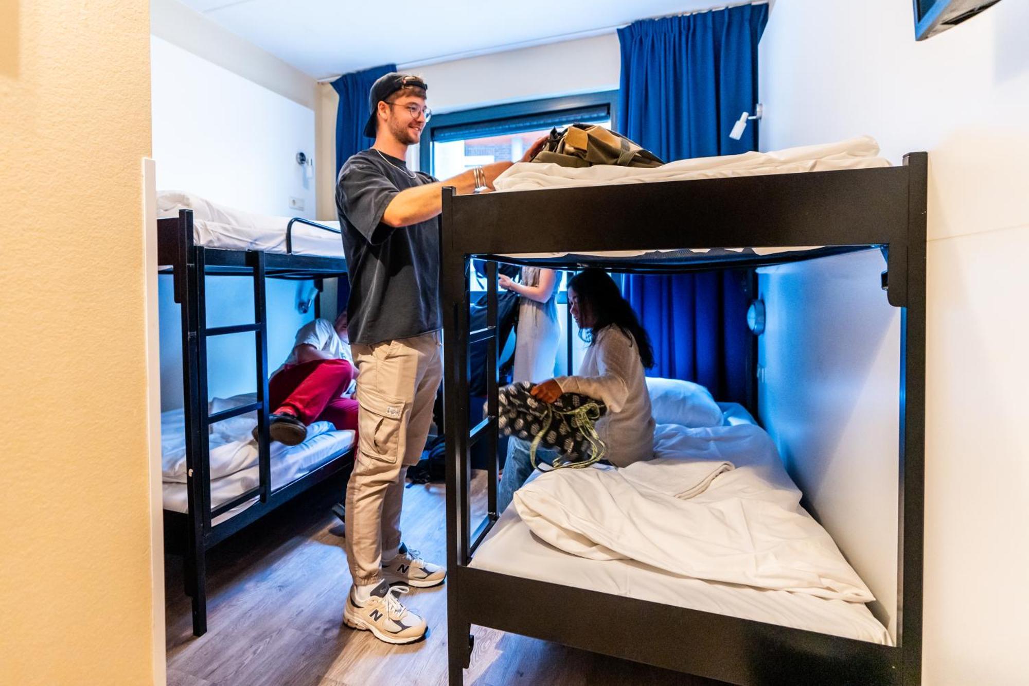 Bud Gett Hostels Гронінген Екстер'єр фото